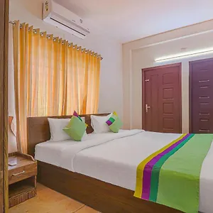 *** Hotel Treebo Trend Oryx Homes India